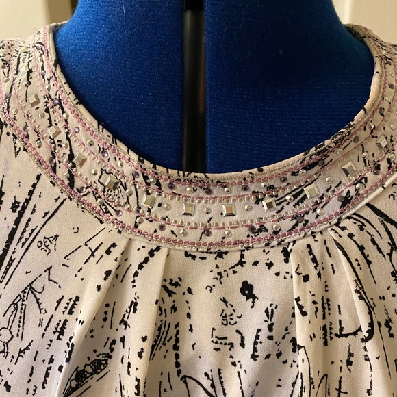 White House Black Market Mini Dress - Picture 6 of 6